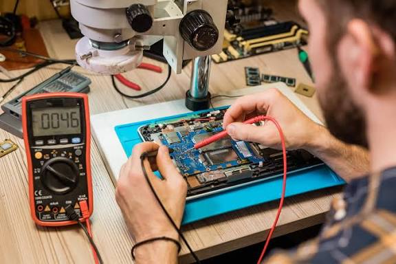 Réparation électronique avancée